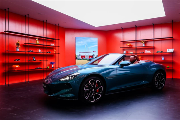 擁抱變化 MG品牌三大煥新閃耀2025上海車(chē)展